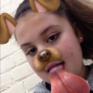 Meet your Posher, Hailey